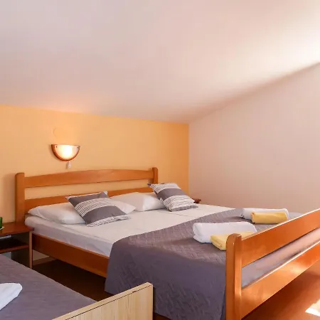 Andrija - Rab314 By Interhome Apartmán